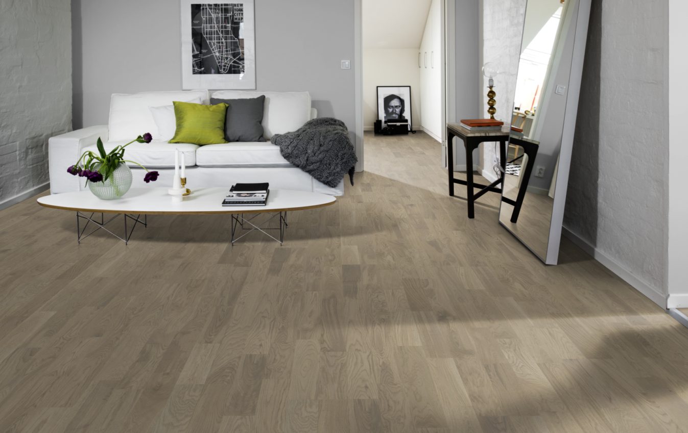 Паркетная доска Kahrs Люмен Дуб Туман Dim 152N7BEKD4KW240 Lively 2423×200×15 фото в интерьере